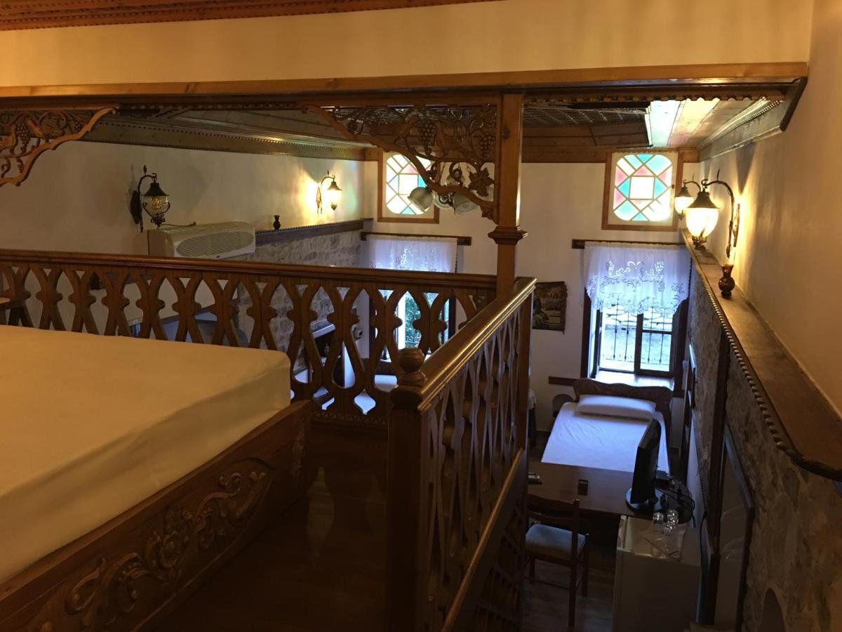 Riva Guest House Gjirokastër Buitenkant foto